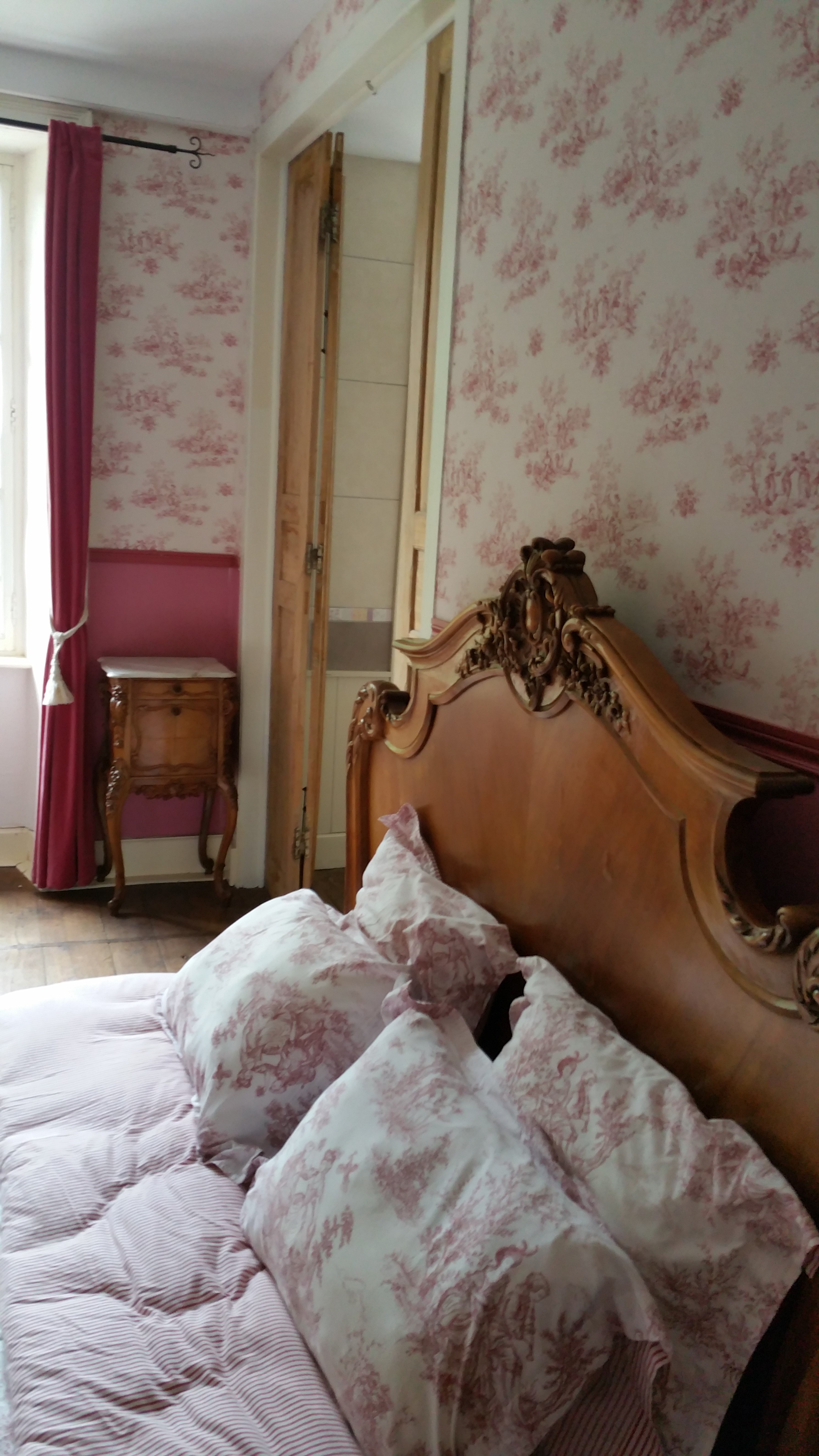 Chamber of josephine chateau de bellefond